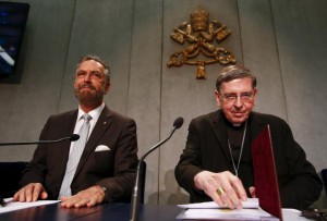 Cardinal Kurt Koch (R) and Rabbi David Rosen attend a news conference to present a major new document, that drew the Church further away from the strained relations of the past with Judaism, at the Vatican December 10, 2015. REUTERS/Tony Gentile